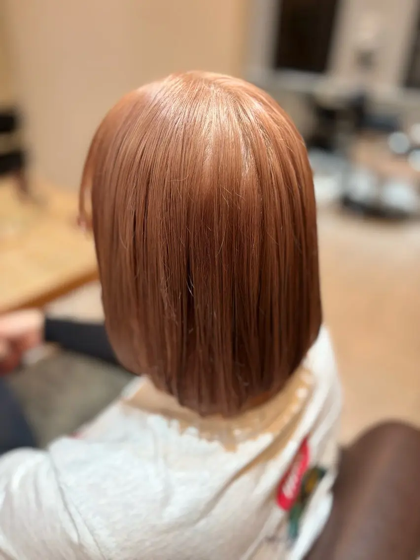 ミディアム ヘアカラー 秋山 拓未のヘアスタイル