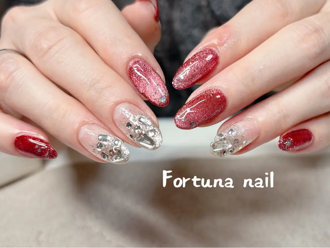 ネイル 成人式 Nail •Head スパFortunaのネイルデザイン