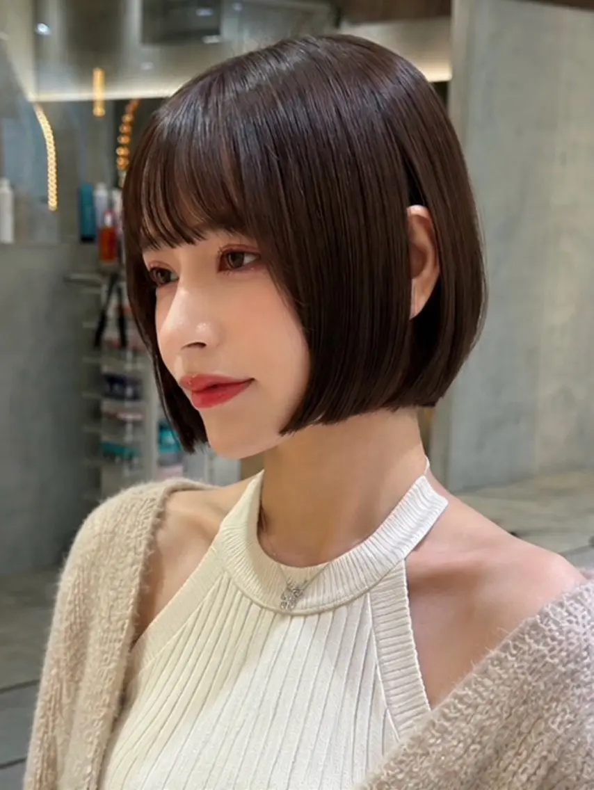 ショート カット ヘアカラー 縮毛矯正 トリートメント 🩵韓国レイヤー│ ハッシュ│愛華🪽のヘアスタイル