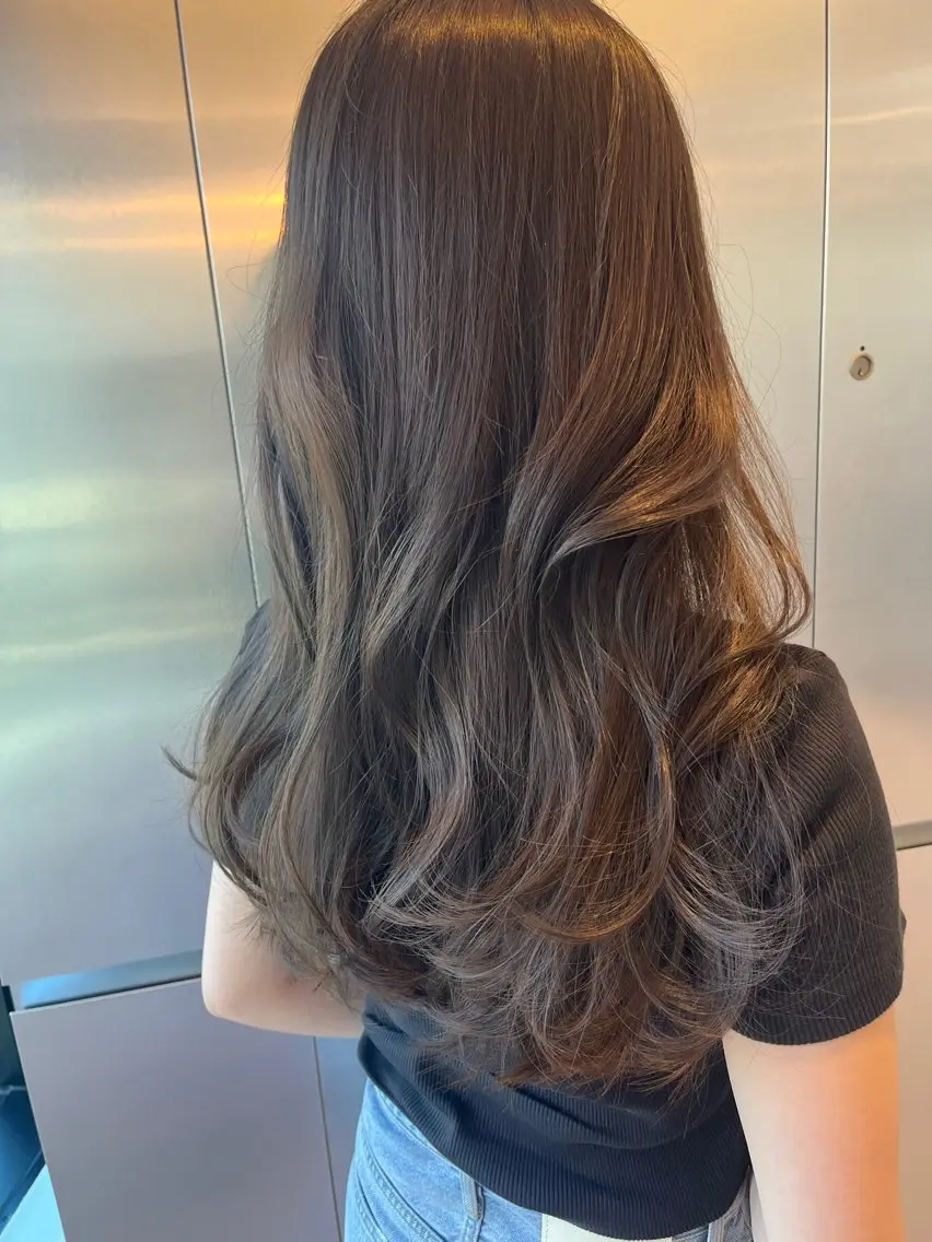 ミディアム カラー ヘアアレンジ グレージュ カット ヘアカラー ヘアセット Aloa透明感ヘア ♡kanami♡のヘアスタイル