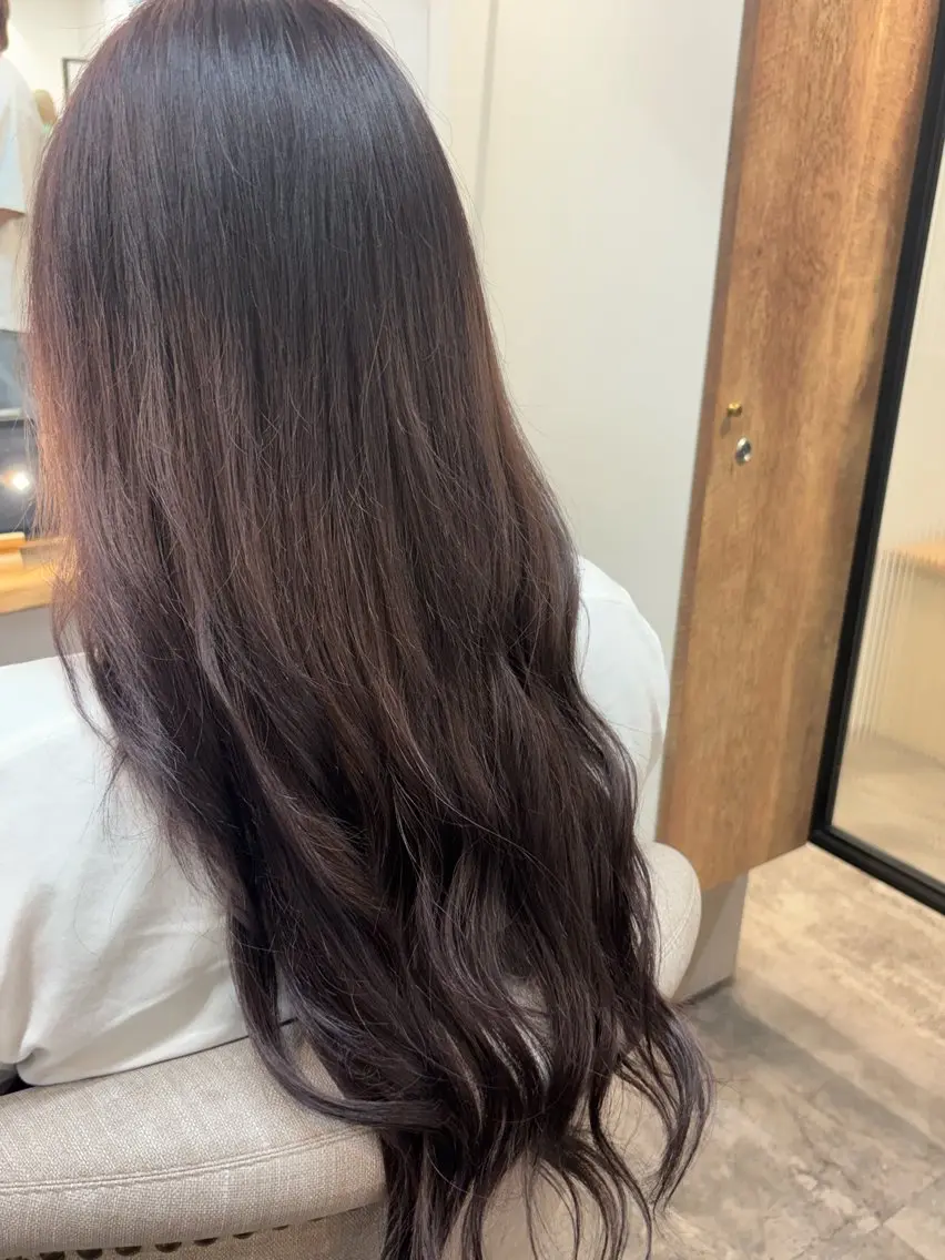 ロング Ami アミのヘアスタイル