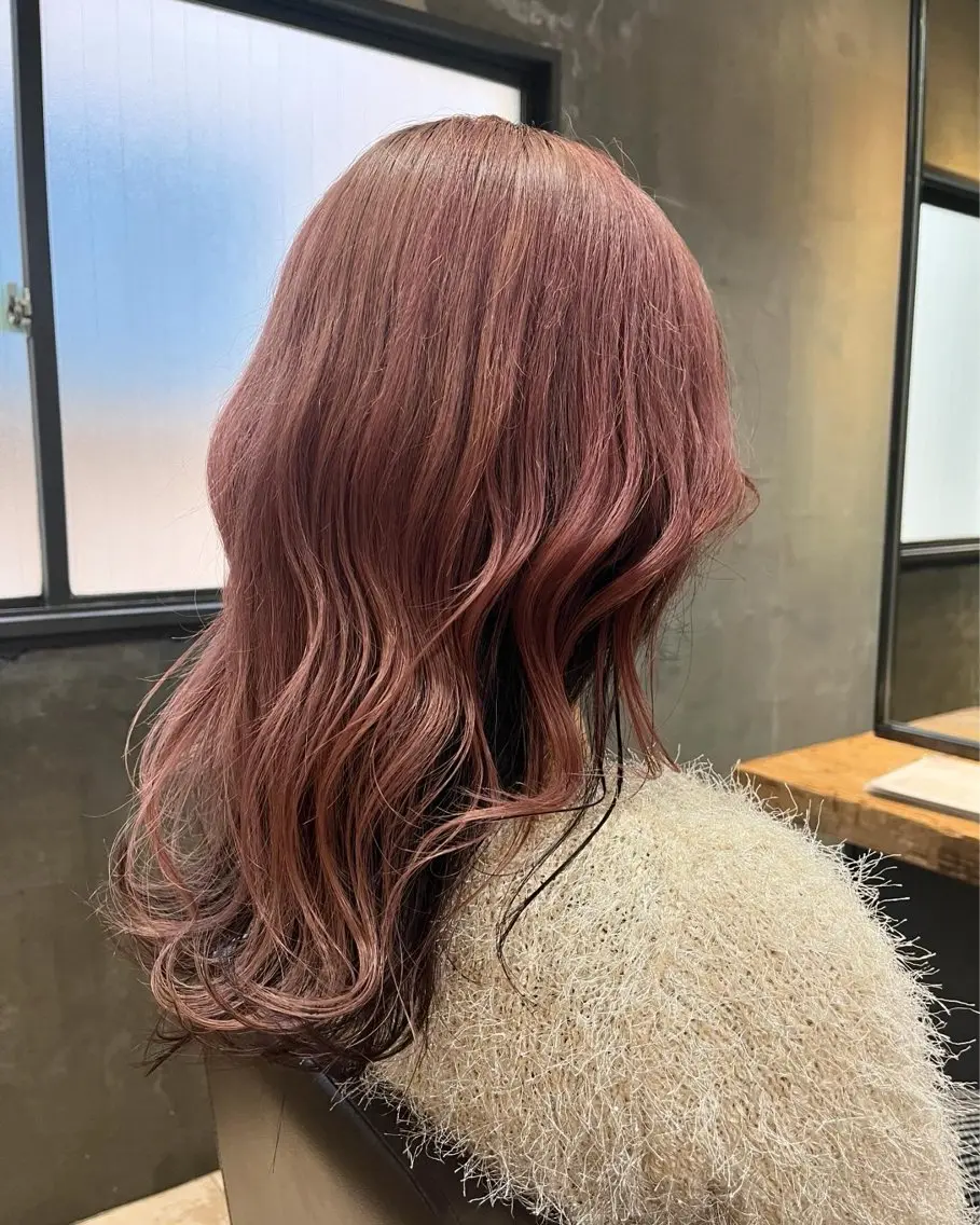 カラー ブリーチ 阿部 翔一郎/暖色系カラーのヘアスタイル