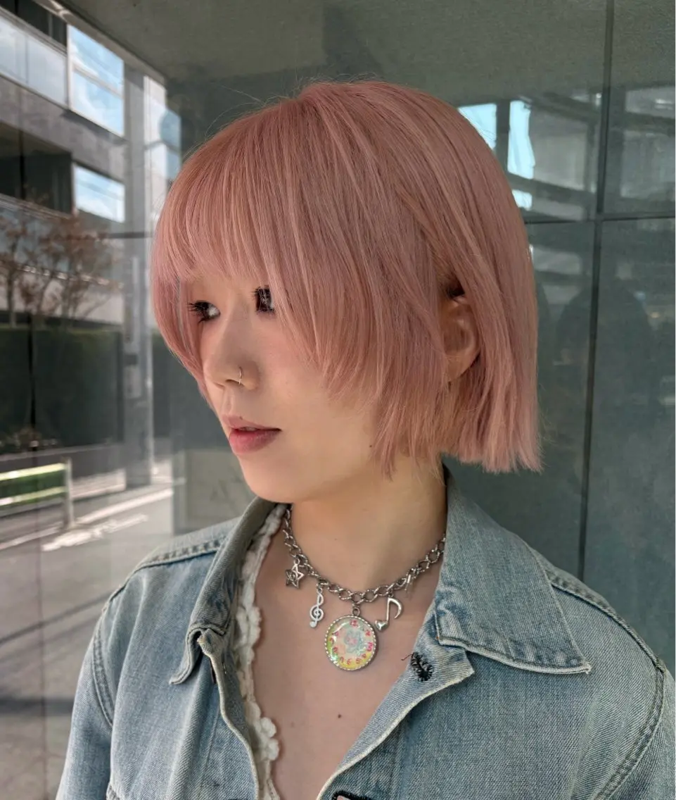 ショート カラー ベージュカラー ブリーチ 透明感カラー ピンクカラー ピンクベージュ 似合わせカット/ naokoのヘアスタイル