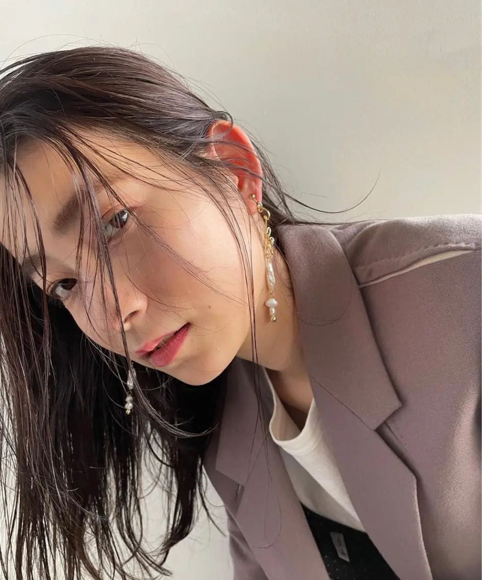 セミロング ︎︎ ANY/ erinaのヘアスタイル