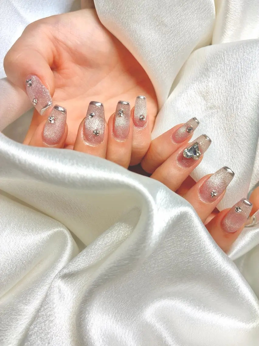 ネイル アートネイル マグネットネイル ハンドネイル Nail salon BeBeのネイルデザイン