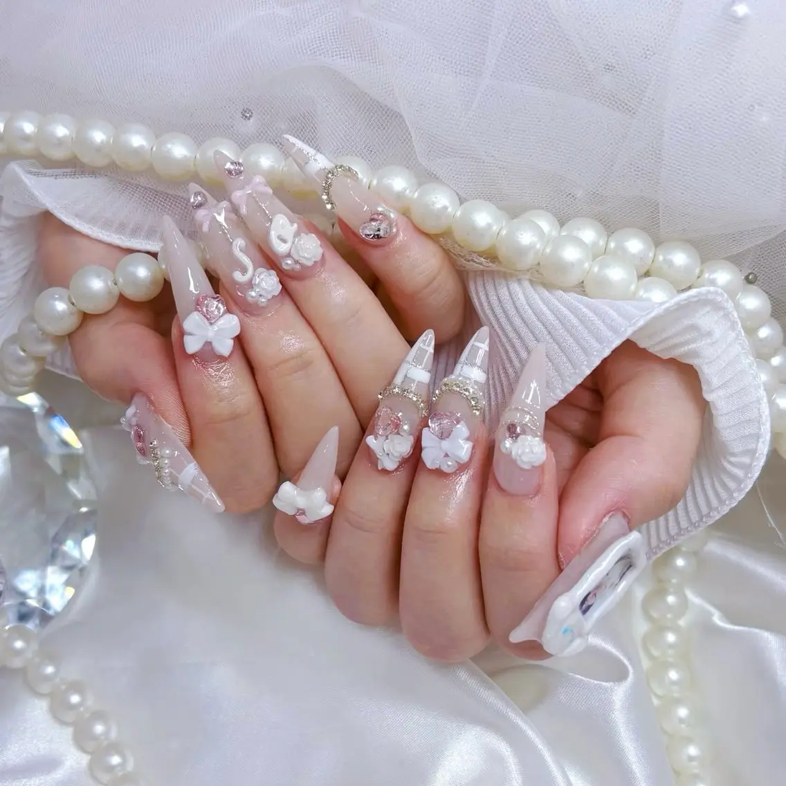 ネイル ジェルネイル 韓国ネイル 持ち込み シンプルネイル ワンホンネイル ハンドネイル 🎀Aura. Yurachanのネイルデザイン