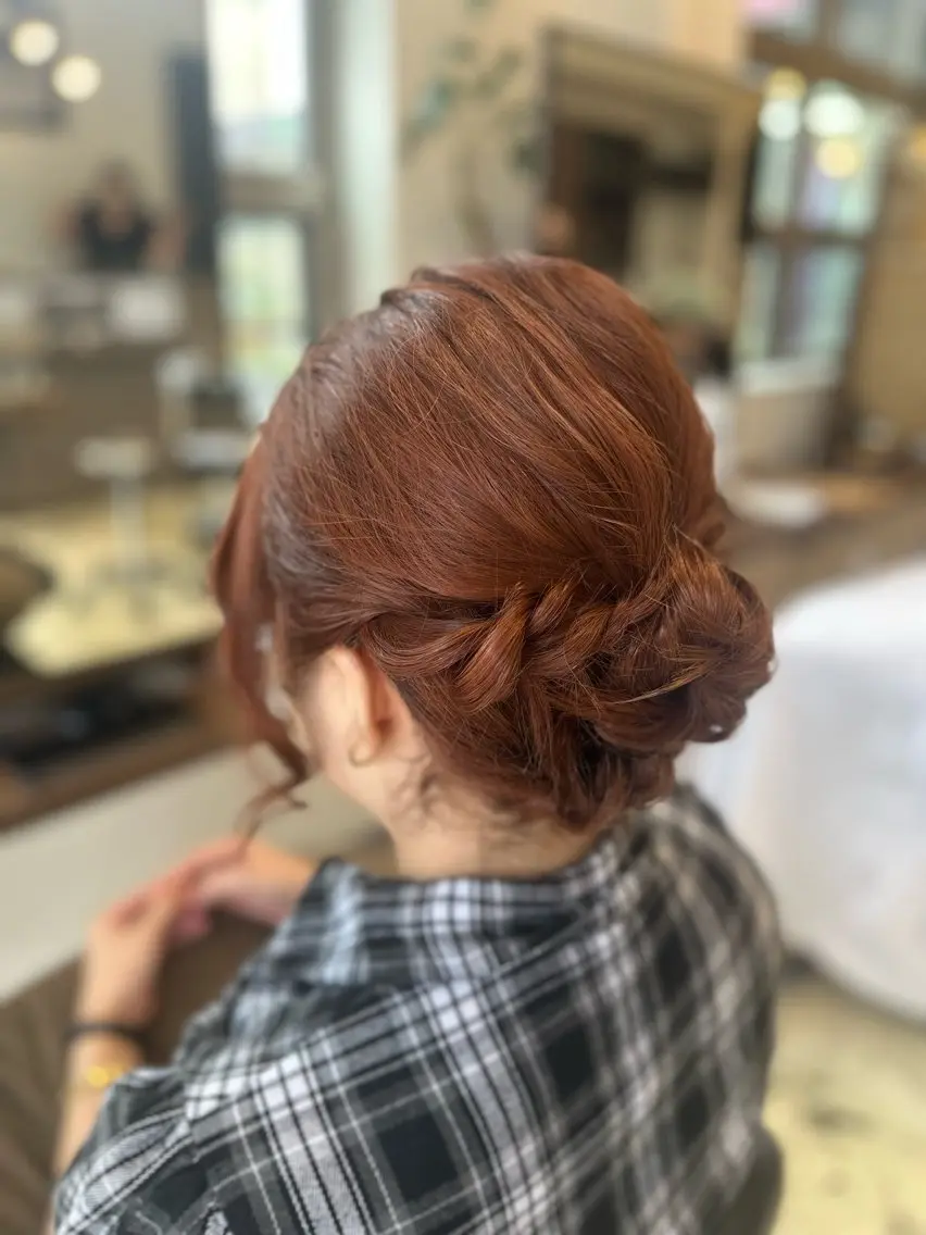 ミディアム ヘアアレンジ ヘアセット 🩷 YUMIのヘアスタイル