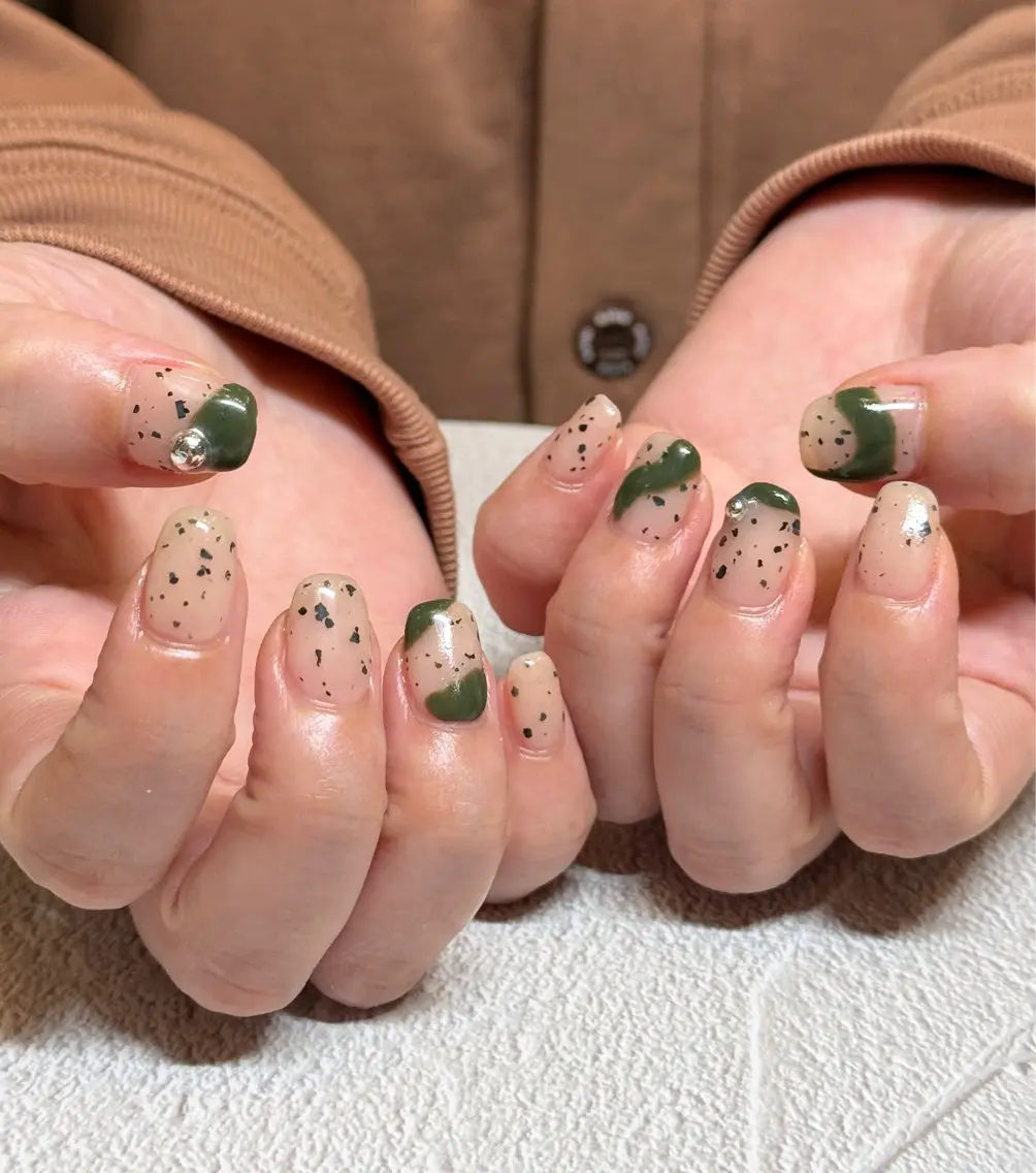 ネイル グリーン Nail Rea 🫧ayaka🫧のネイルデザイン