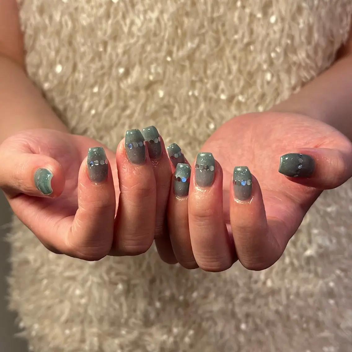 ネイル ハンドネイル フットネイル neroria nailのネイルデザイン