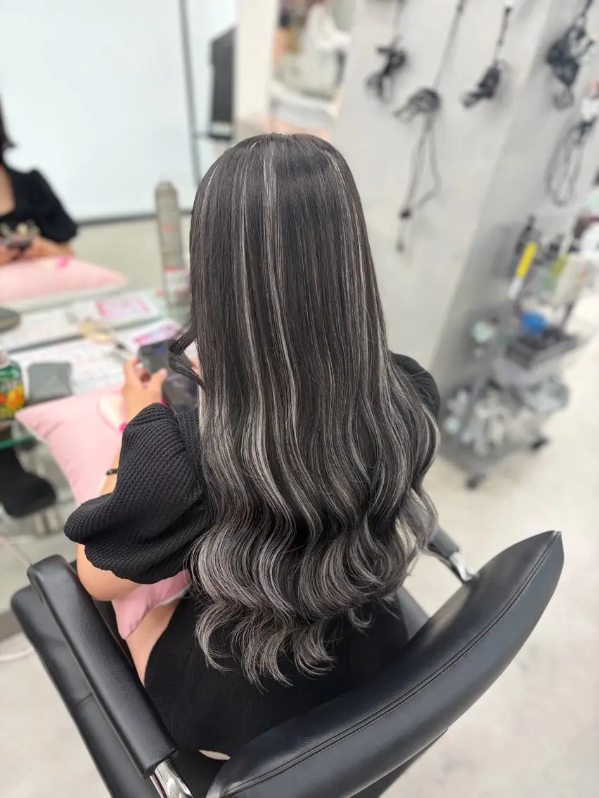 ロング エクステ レイヤーカット エクステ エクステ￤ツヤカラー ￤アレンジ🖤桃覇のヘアスタイル