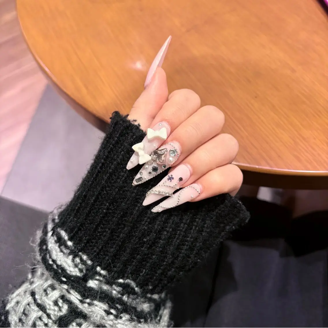 ネイル Bianca元住吉店 香奈のネイルデザイン
