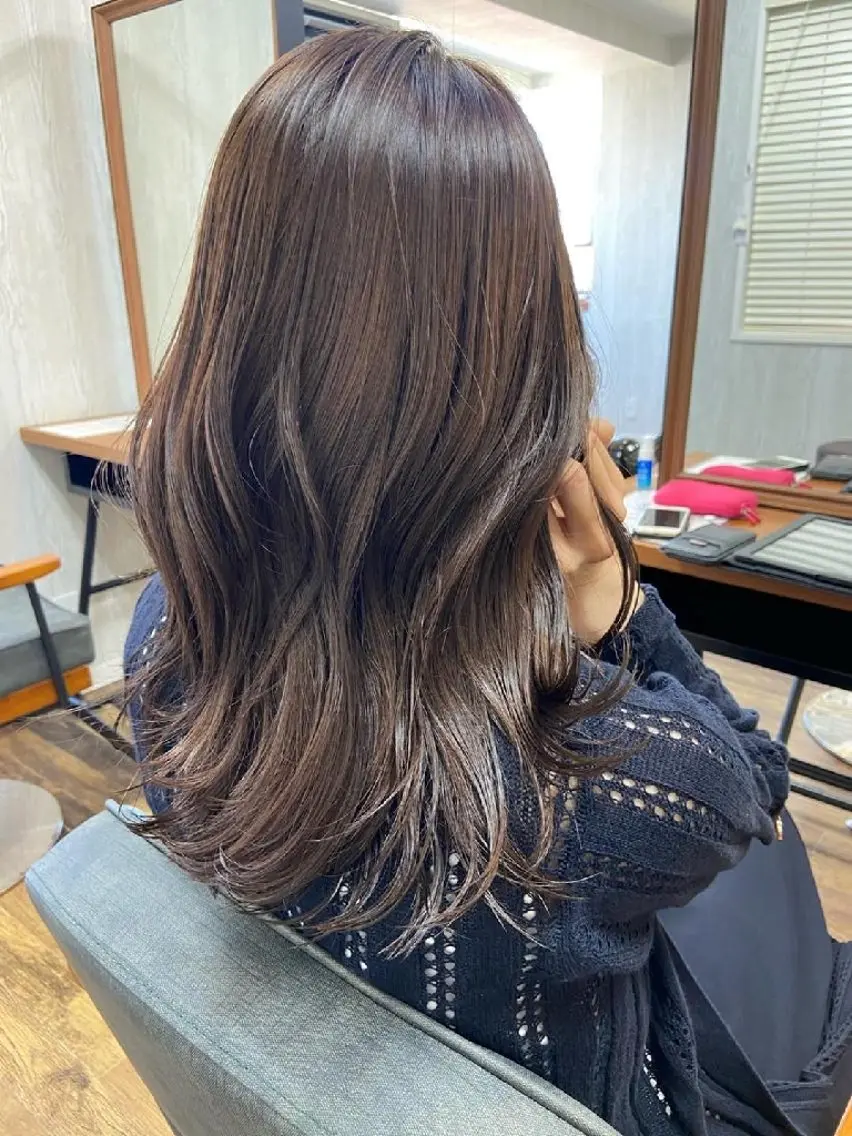 ロング カット ヘアカラー トリートメント 横川 昇吾のヘアスタイル