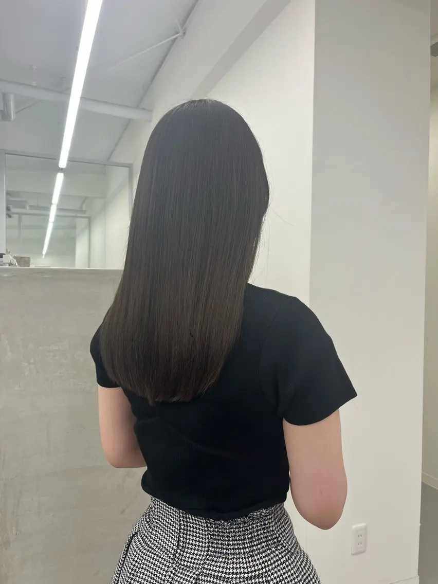 ロング 山田 望生のヘアスタイル