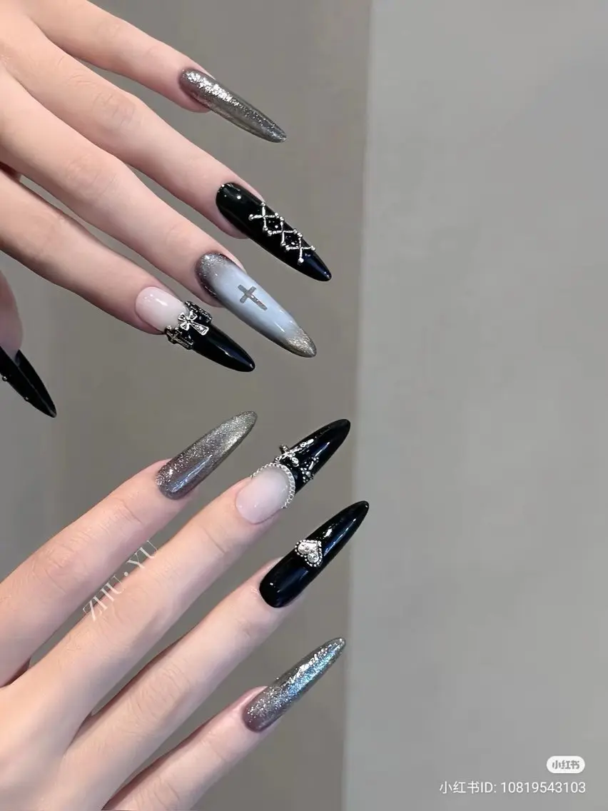 ネイル 韓国ネイル マグネットネイル 持ち込み ハンドネイル Dyo Nail_Royalのネイルデザイン