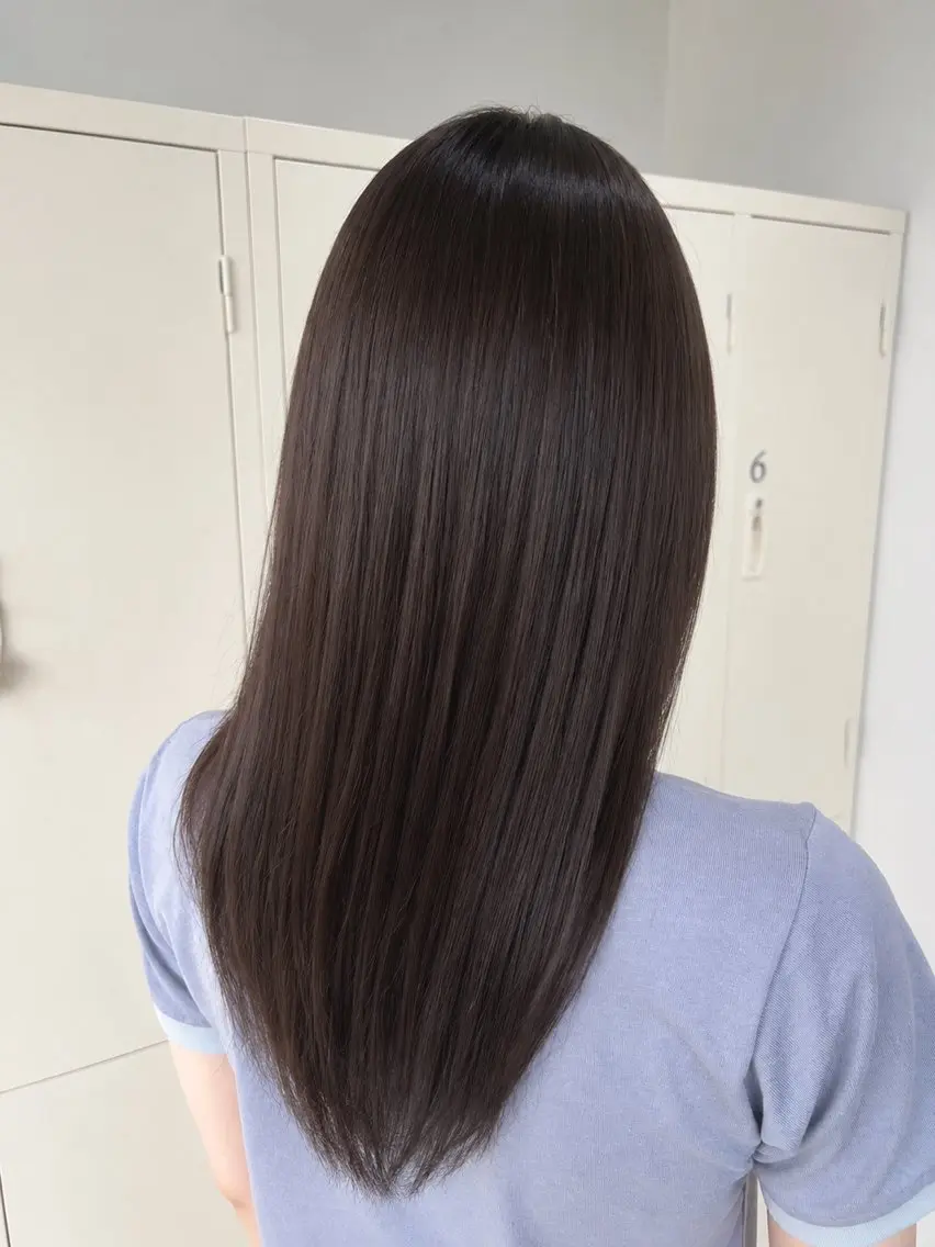 カラー ヘアカラー トリートメント 阪上 彩羽のヘアスタイル