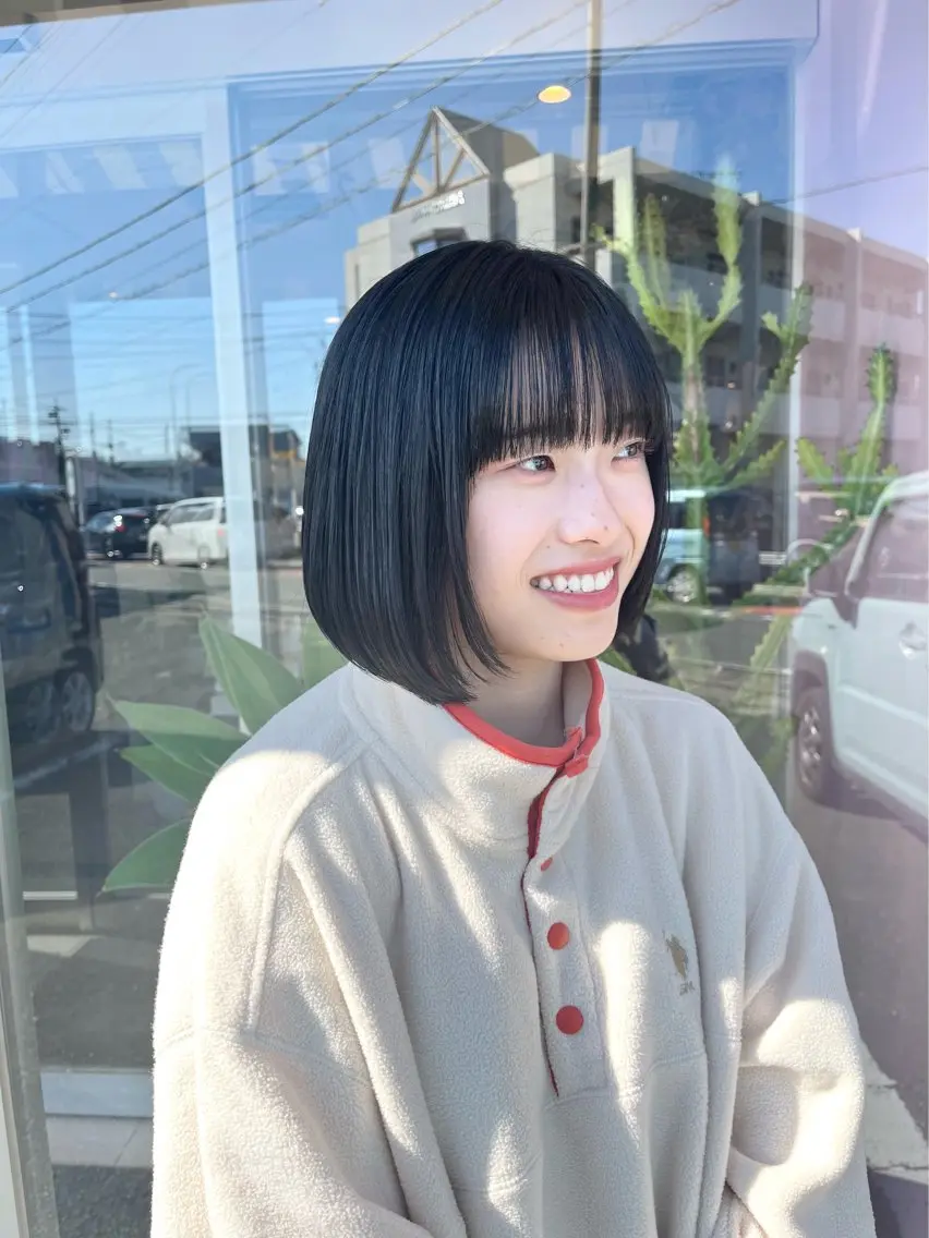 ショート ♡ナナコ♡ レイヤー /ブリーチ/艶髪のヘアスタイル