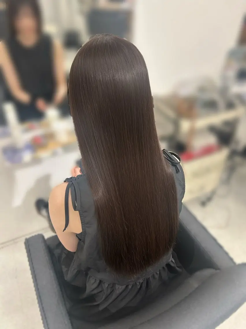 ロング 縮毛矯正 戸川 未夢のヘアスタイル