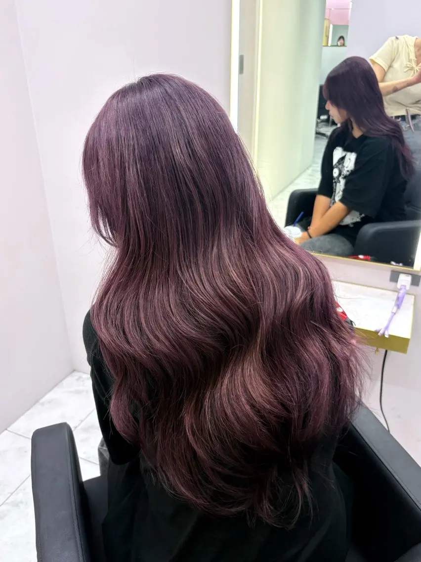 ロング カラー ラベンダーカラー ラベンダーピンク ピンクカラー momo /ブリーチなしピンクのヘアスタイル