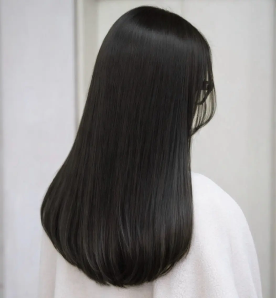 ロング カット ヘアカラー トリートメント ALLY 原宿のヘアスタイル
