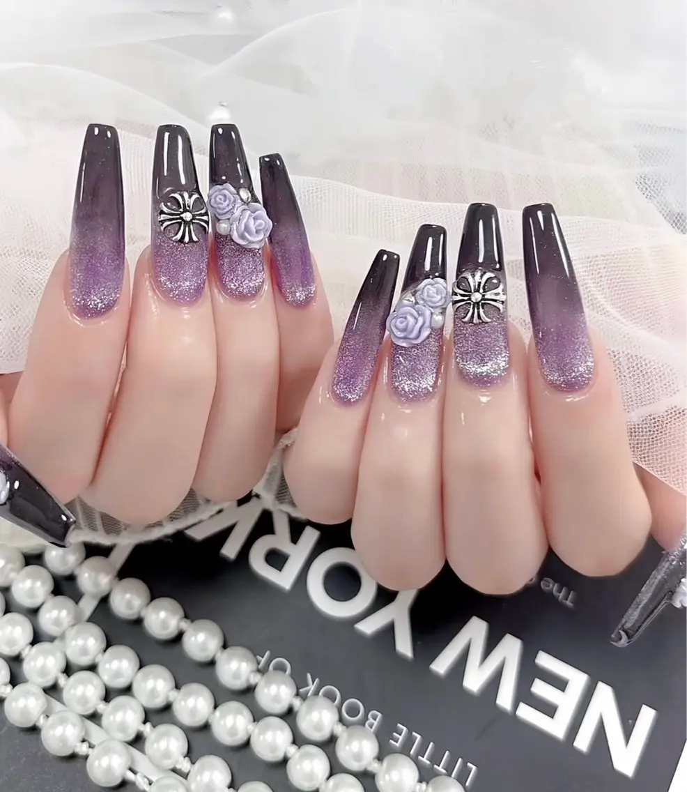 ロング ハンドネイル E🌷nail 長さだし専門店のネイルデザイン