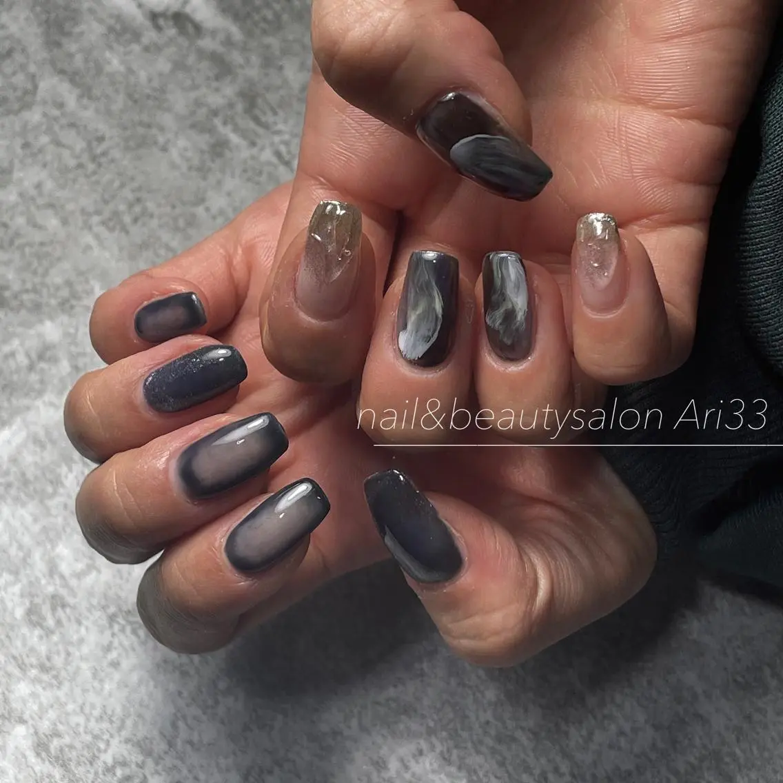 ネイル マグネットネイル ミラーネイル ニュアンスネイル ハンドネイル プライベートサロン Ari33nailのネイルデザイン