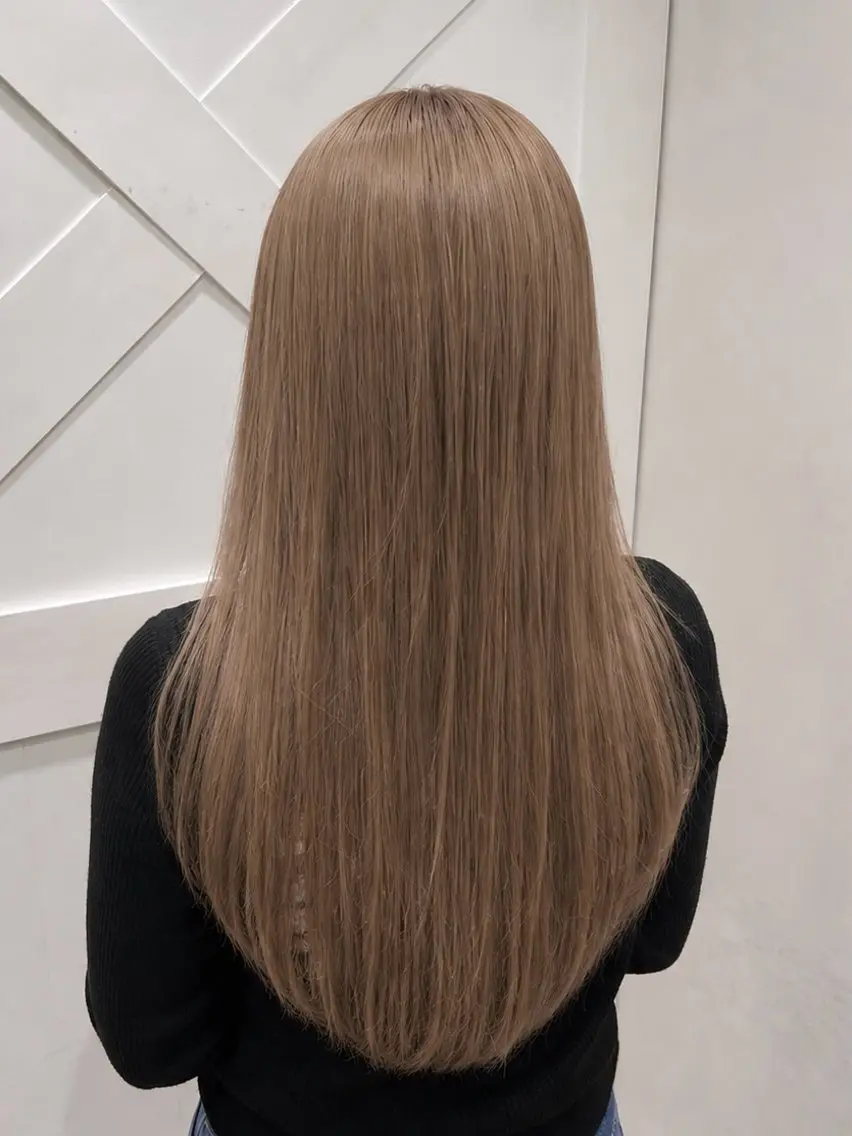 ロング カラー 横浜/ミルクティー カラー🤍みうのヘアスタイル