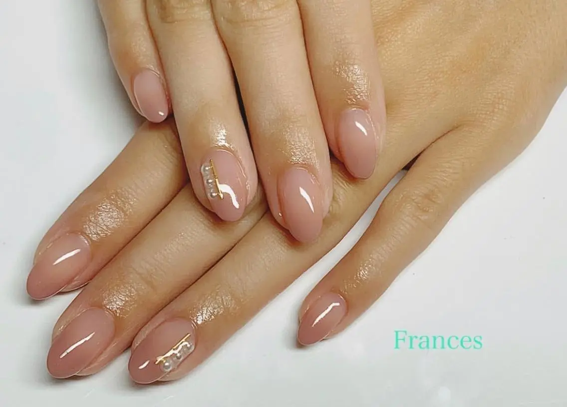 ネイル ストーンネイル ハンドネイル Frances 今村のネイルデザイン