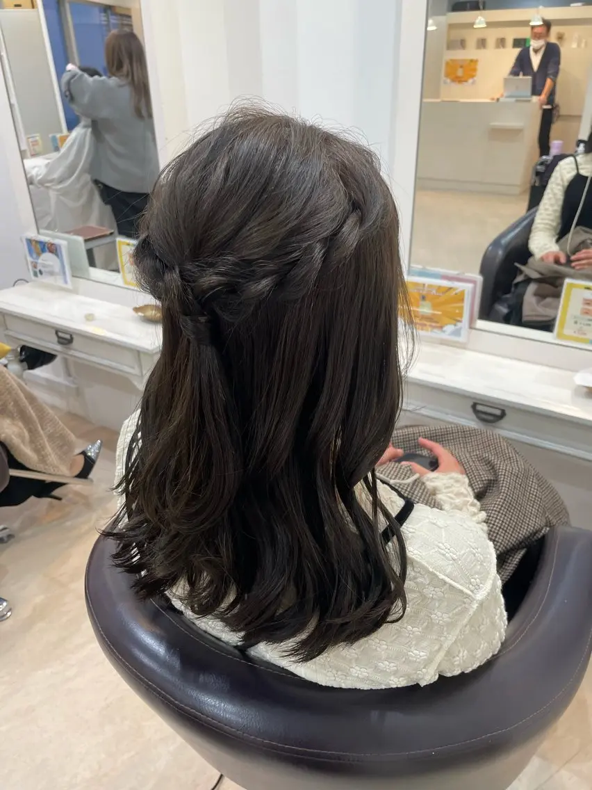 ヘアアレンジ ハーフアップ 🫧arisa🫧 レイヤー/アレンジのヘアスタイル