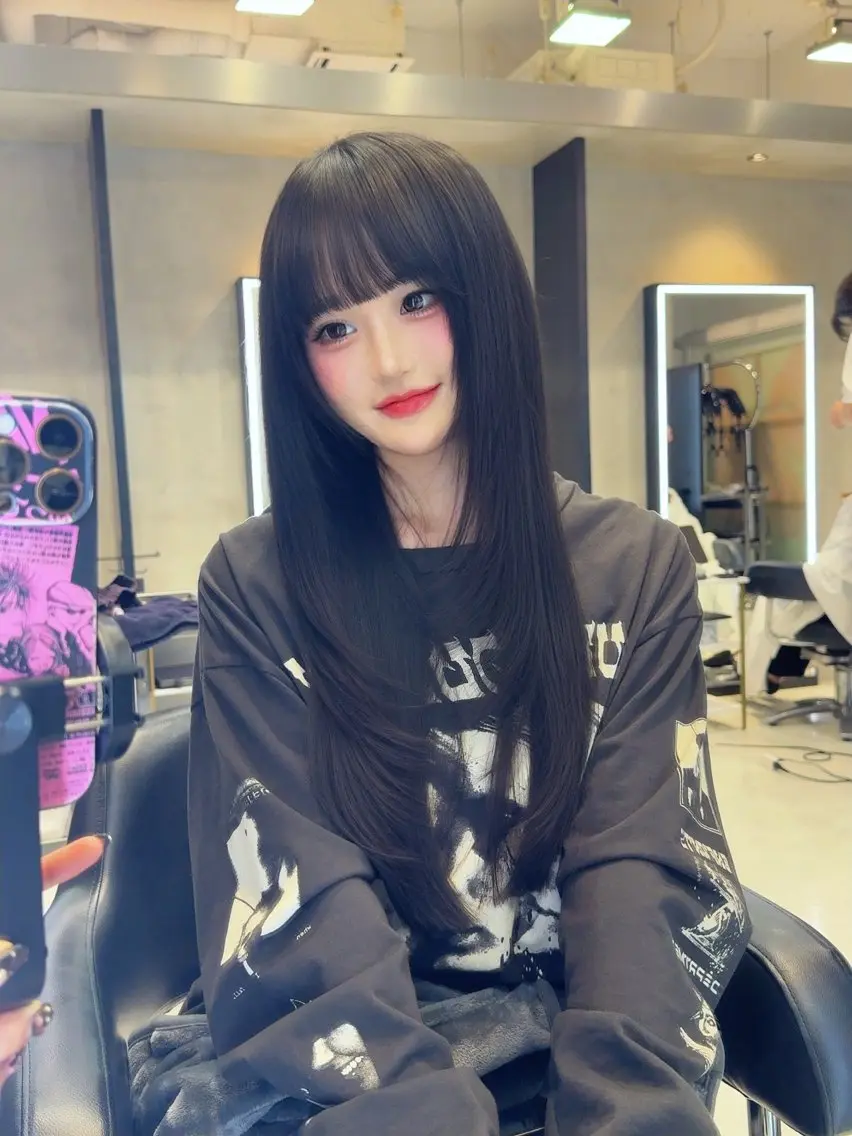 ロング カット 縮毛矯正 韓国✖️網紅🖤 パーマYURIYAのヘアスタイル