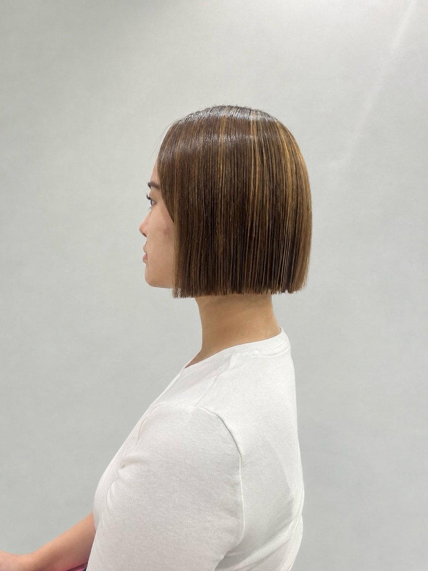ミディアム カット ヘアカラー ハイトーン/ブリーチ 特化/𝕐𝕌𝕀のヘアスタイル
