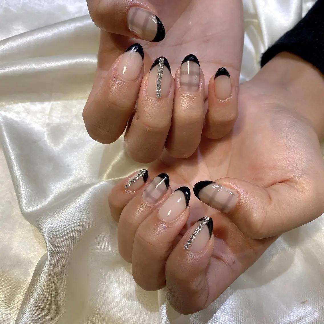 ネイル ハンドネイル 西岡 杏のネイルデザイン