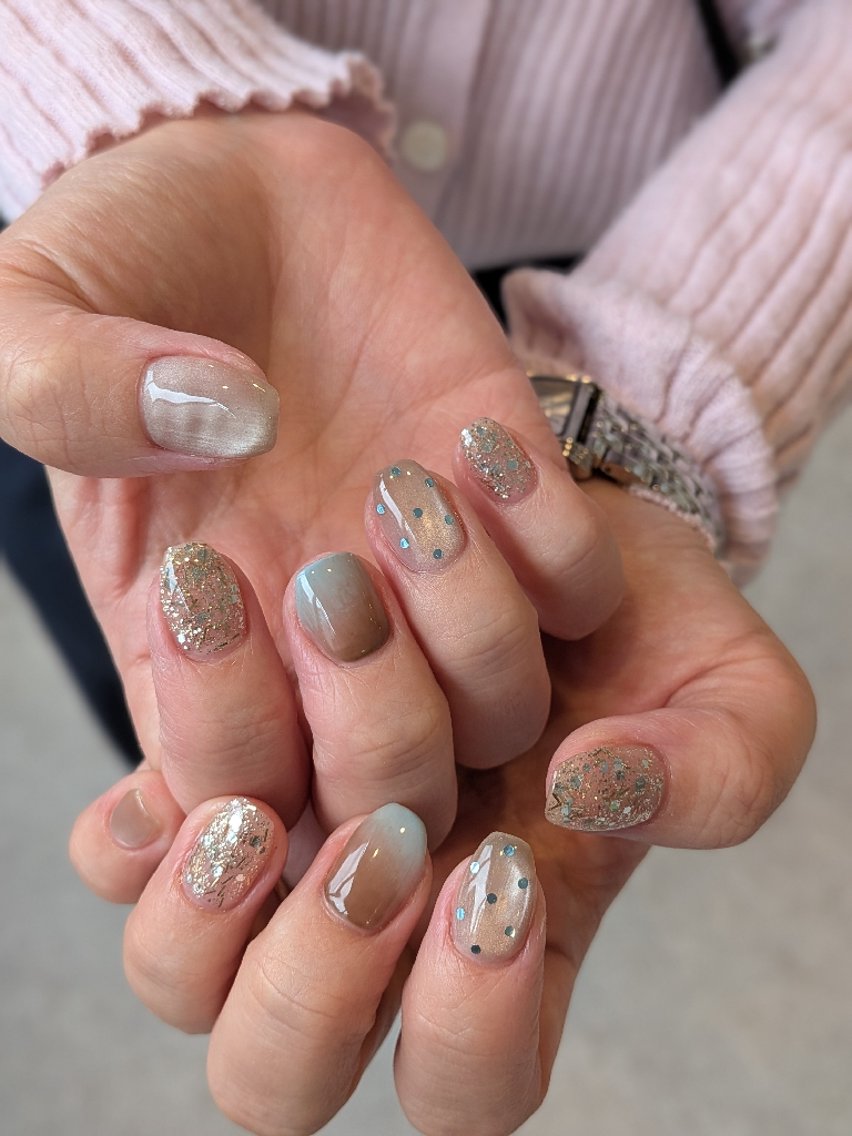 ネイル ブルー ブラウン miel nail mayaのネイルデザイン