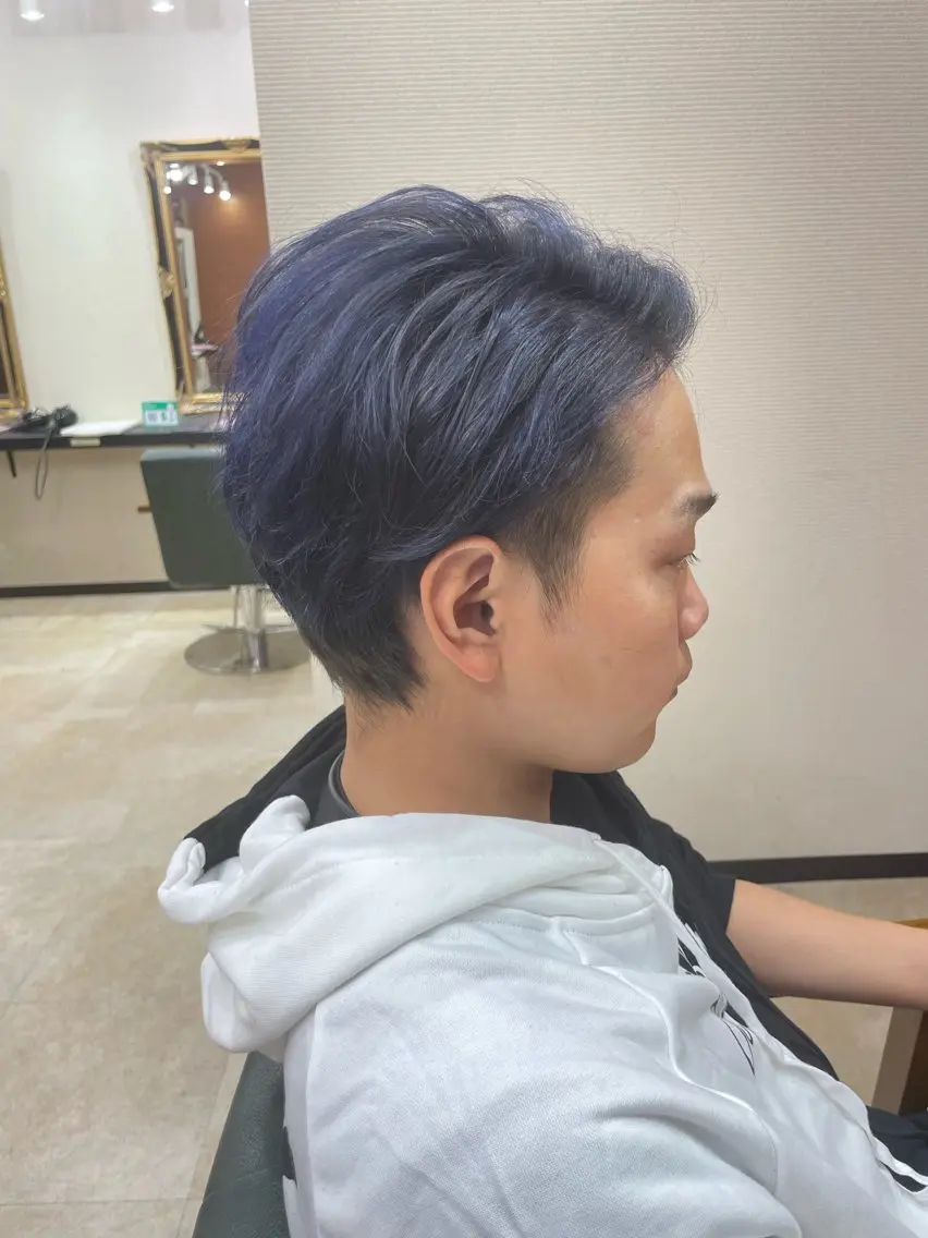 ショート カラー ブリーチ ヘアカラー 山本 あやめ子のヘアスタイル