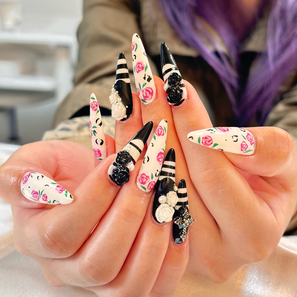 ネイル 桜ネイル 長さ出し フレンチネイル 韓国ネイル マグネットネイル ハンドネイル Kiwami nailsalonのネイルデザイン