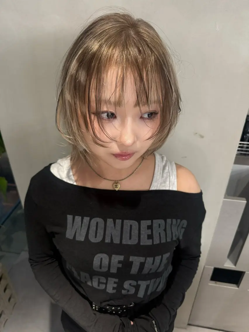 カット+デザインカラー(ブリーチ1or2)の写真