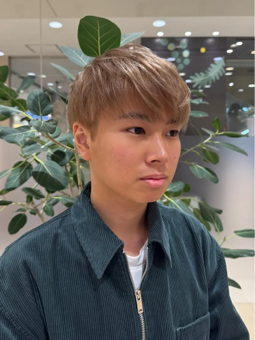 【初回限定】⚡️カット＋ハイトーンカラー(ブリーチ込み/前処理ケアトリートメント付き) ⚡️の写真