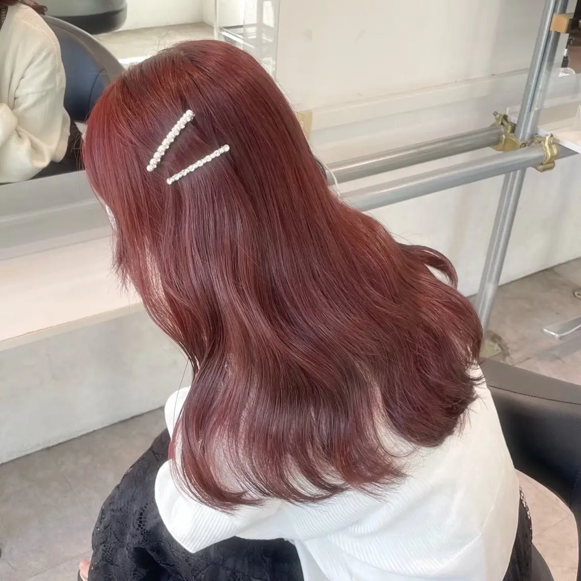 ロング カラー レッドカラー ローズカラー ラベンダー💜 グレージュ🩶のヘアスタイル