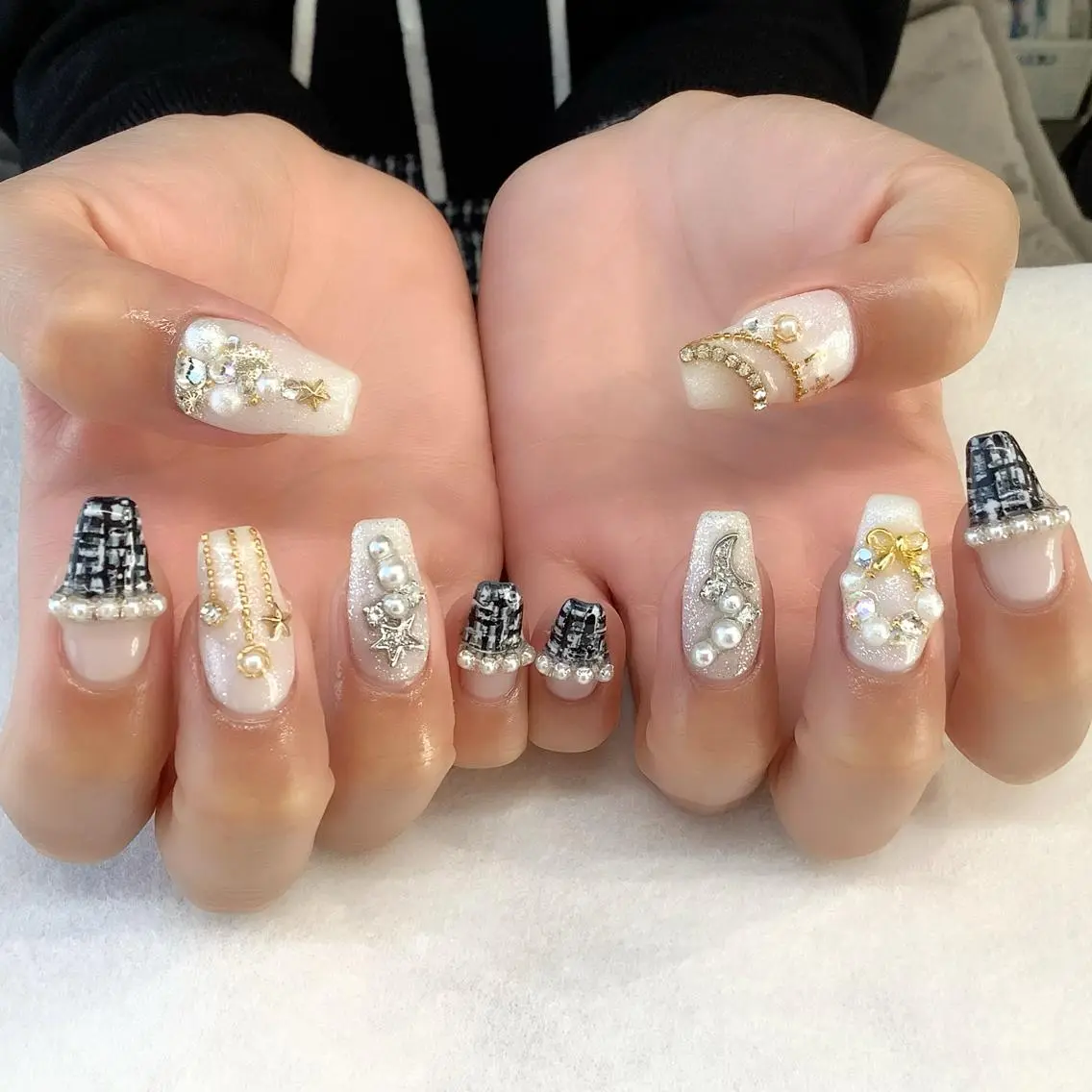 ネイル ハンドネイル 💎🐰 saki. m 🐰💎のネイルデザイン