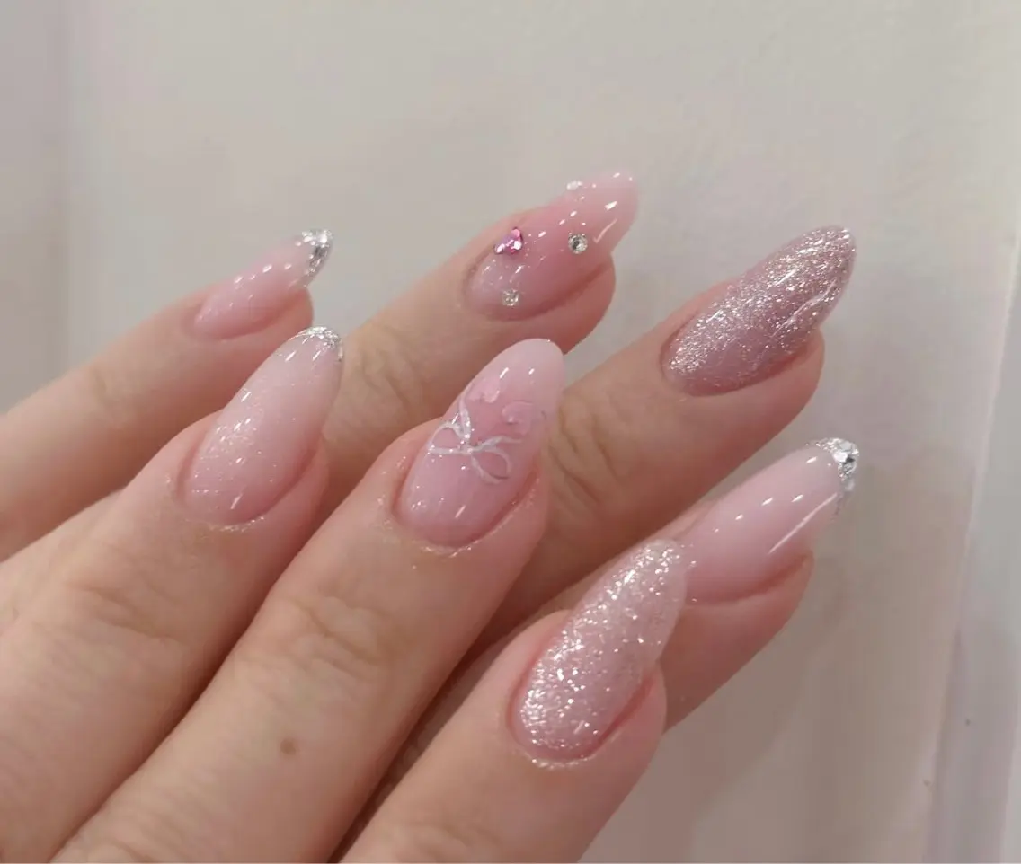 持ち込みデザイン🔥ジェルやり放題✨6本💕¥4780(オフ有)の写真