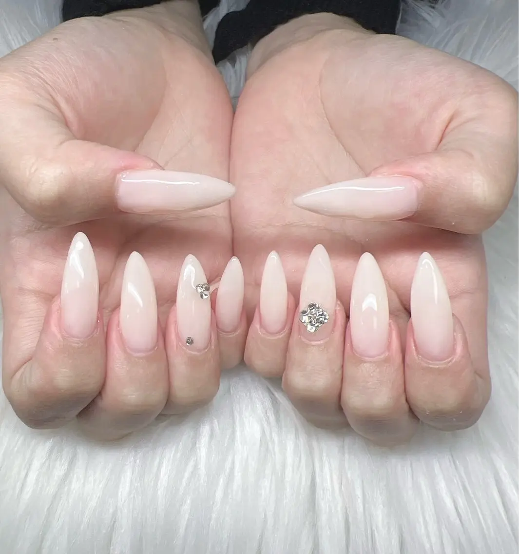 ネイル ハンドネイル Lee Nails チップ長さだし専門店のネイルデザイン