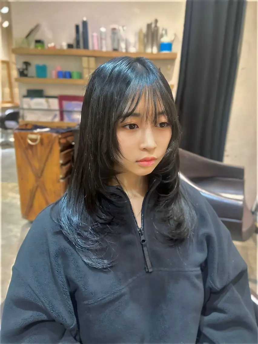 ロング カラー ダークグレー 髪質改善 韓国風ヘア レイヤーカット カット ヘアカラー トリートメント 店長✨髪質改善✖️ 透明感カラー／純大のヘアスタイル