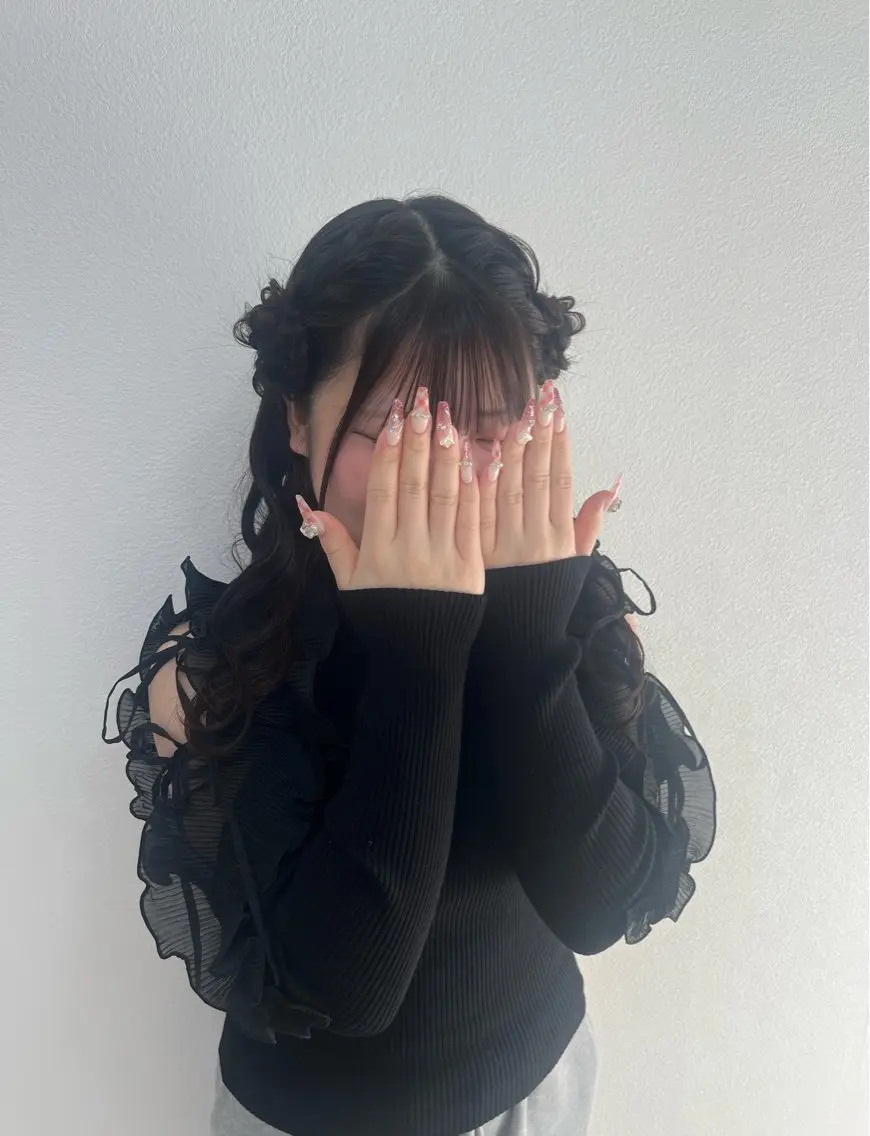 セミロング ヘアアレンジ 大羅 海比のヘアスタイル