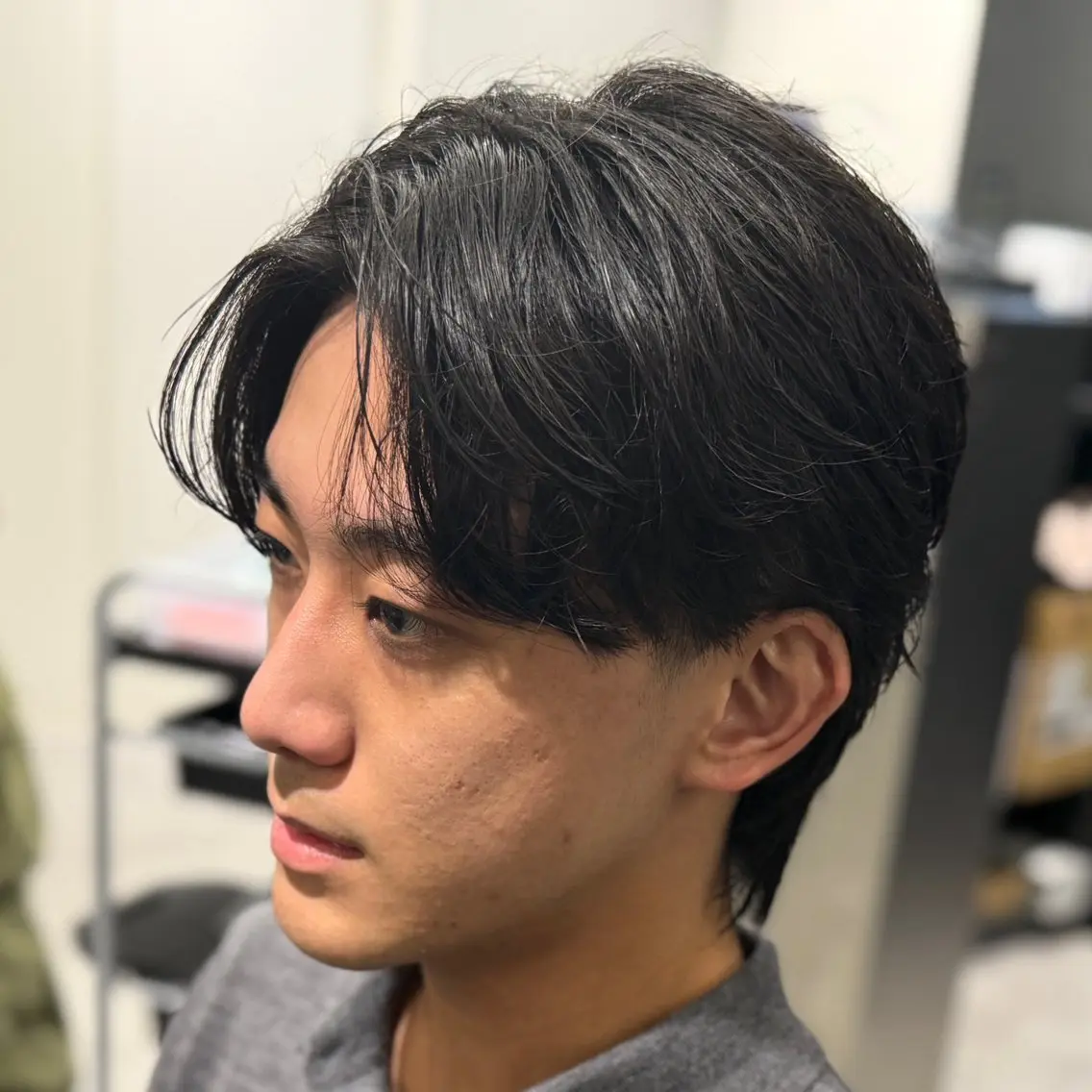 ミディアム メンズ カット 🌊毛流れ特化/ 波巻き/翔平🌊のヘアスタイル