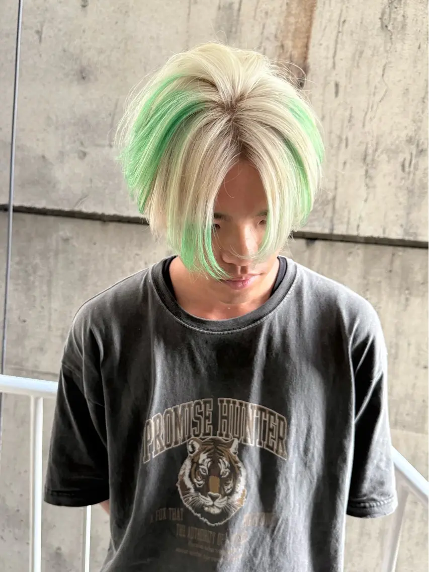 ショート メンズ ヘアカラー 大野 翔輝のヘアスタイル