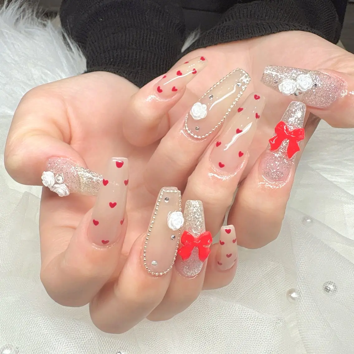 ネイル オーロラネイル フレンチネイル ガラスフレンチ ロングネイル マグネットネイル ハンドネイル XIMINANAIL SALON堀江店のネイルデザイン