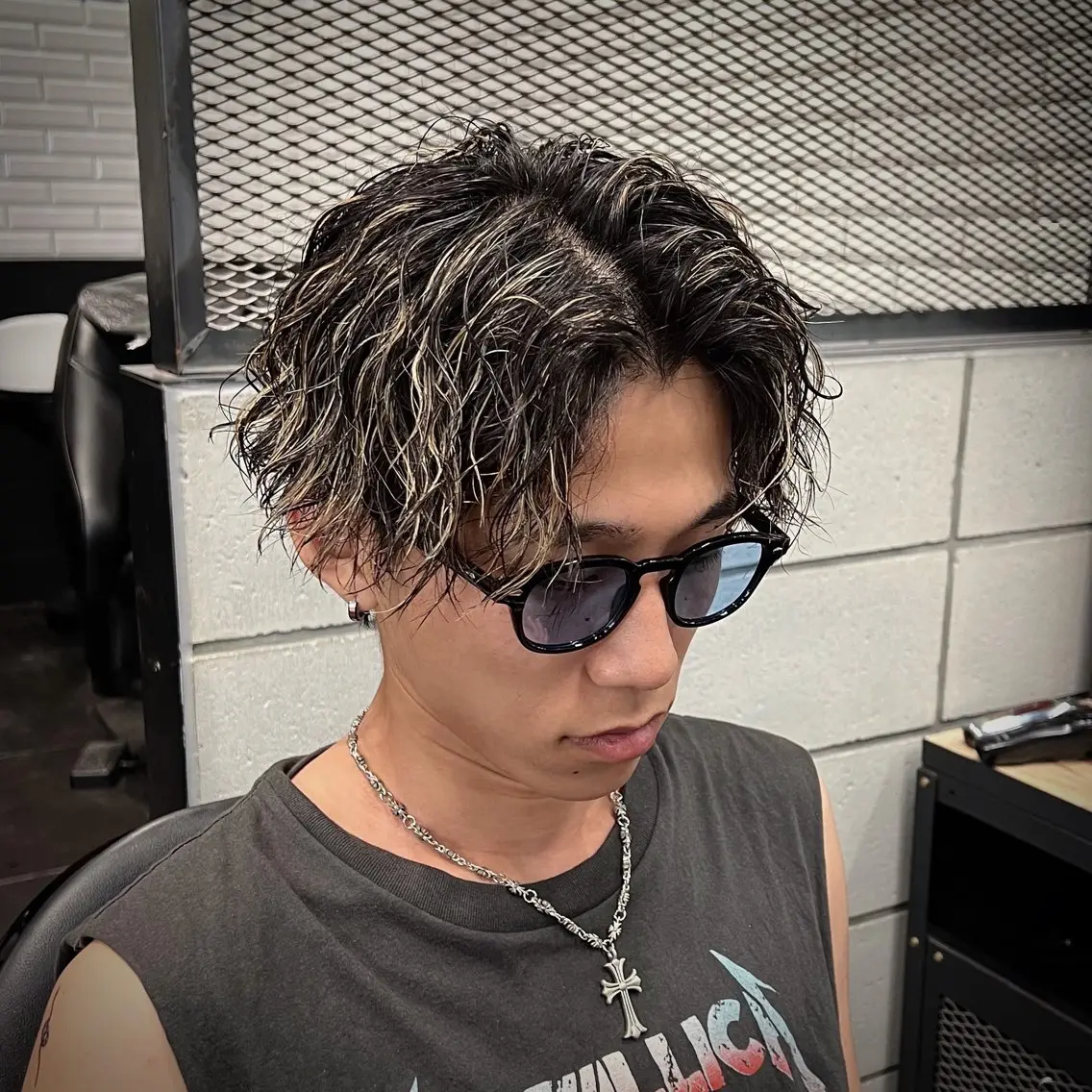 メンズ メンズハイライト カット ヘアカラー パーマ トリートメント メンズ特化/パーマ/ メッシュ/竜成のヘアスタイル