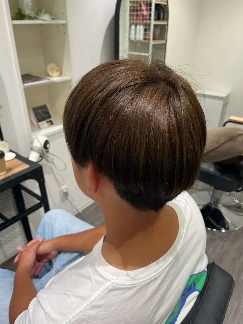 ショート カラー メンズ ブラウンカラー 透明感カラー オリーブブラウン cocotte 💟草間紫音💟のヘアスタイル