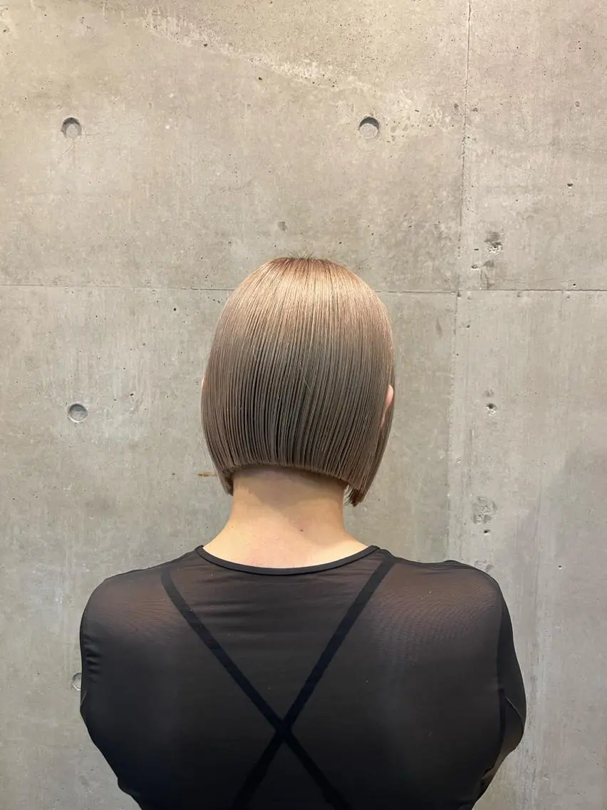 カット+ダブルカラー+トリートメント(ケアブリーチ+オンカラー+トリートメント)の写真