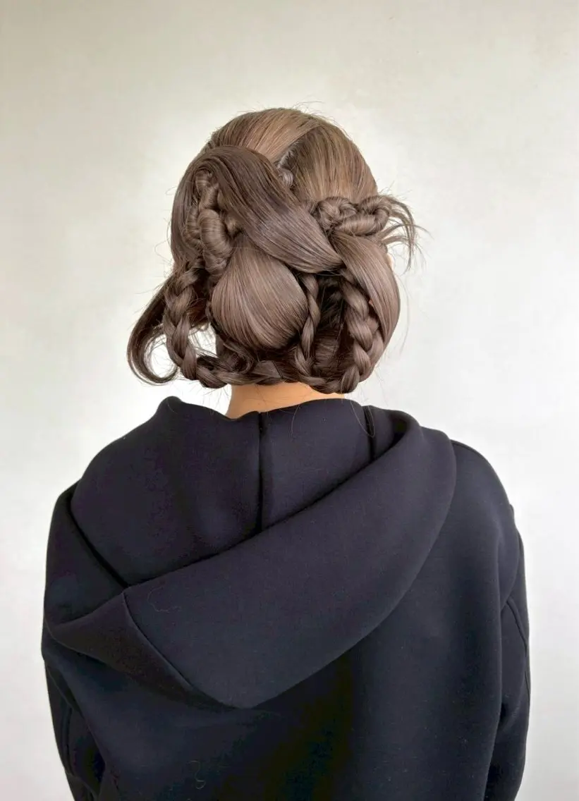 ヘアアレンジ 横田 愛梨のヘアスタイル