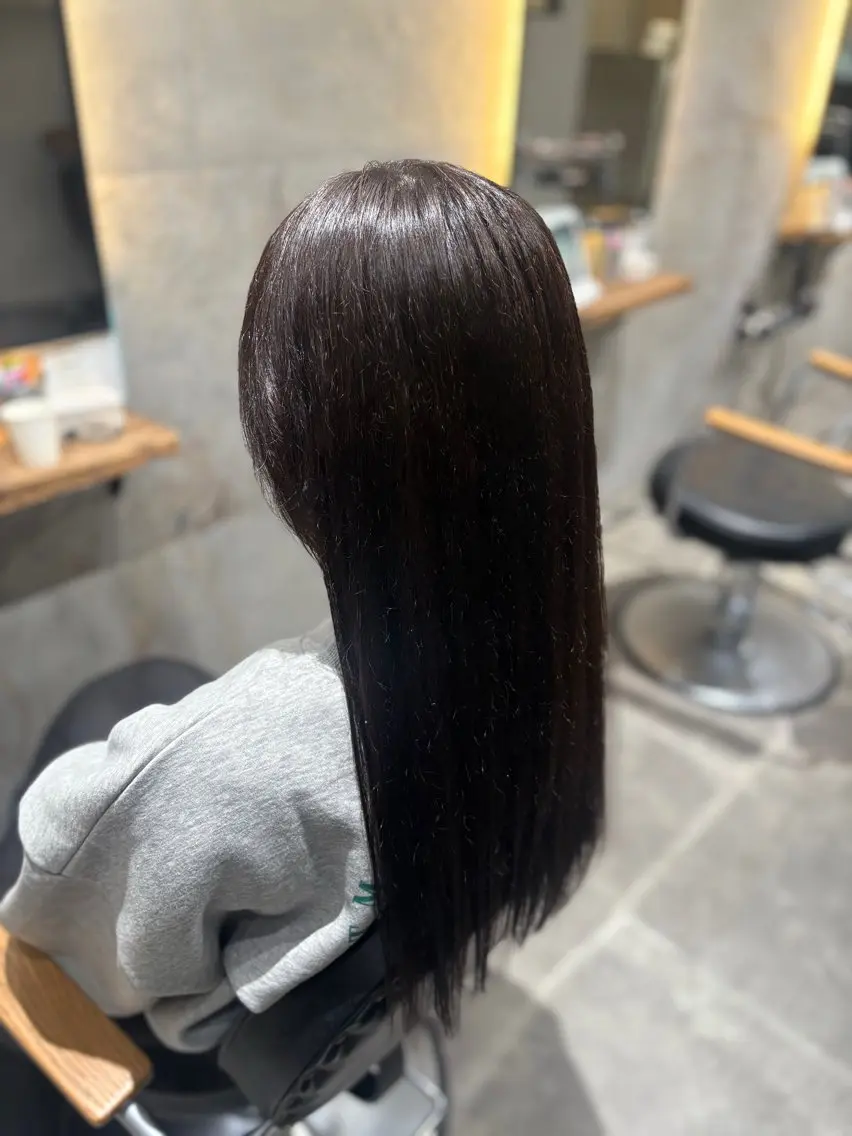 ロング カラー Lafith ミネオアリサのヘアスタイル